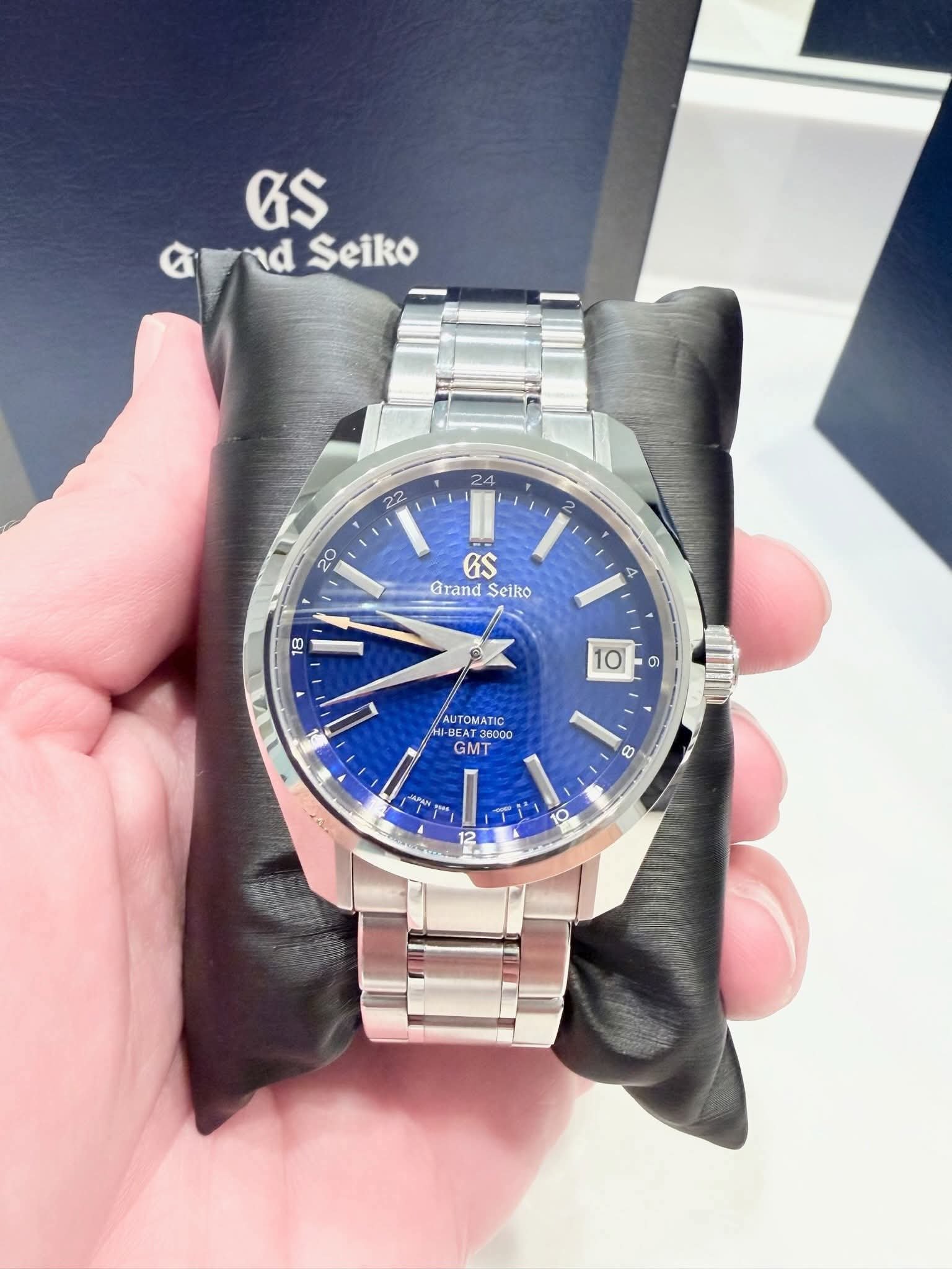 Grand Seiko Blue Peacock SBGJ261G (UNWORN) for Sale | Enthuster